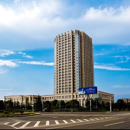 Howard Johnson Tianmu Lake Plaza Liyang Hotell Changzhou  Exteriör bild